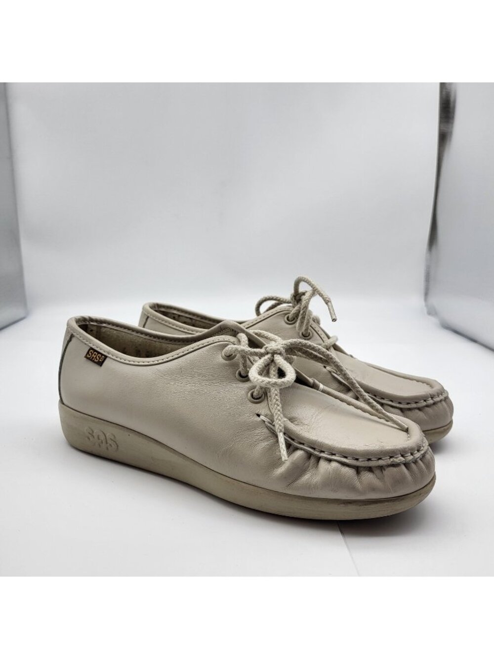 SAS Siesta Womens Sz 6 M Bone Cream Casual Classic Leather Moc Toe Oxford Shoes